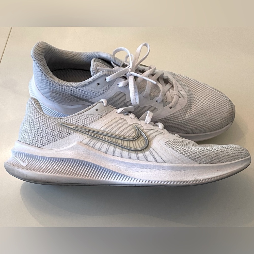 Nike Downshifter Sneakers